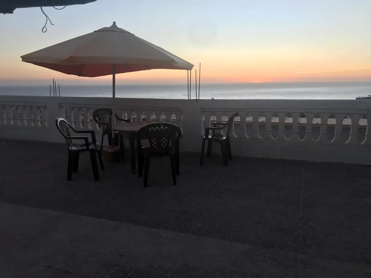 펜션 아가디르 Family House With A Breathtaking Terrace View 빌라